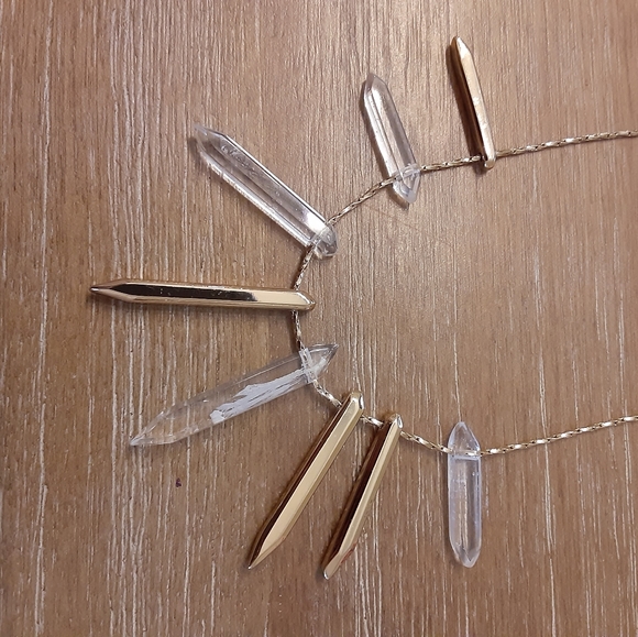 Stella & Dot Rebel Cluster Necklace - Picture 4 of 4